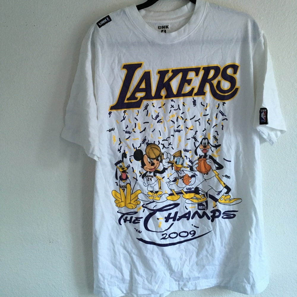 NBA Unk Lakers 2009 Disney Mickey tee